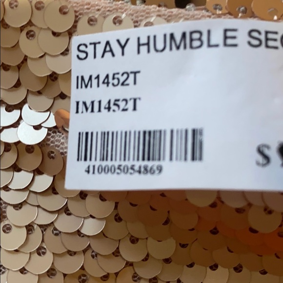 Pale pink sequin crop top. - Picture 3 of 3